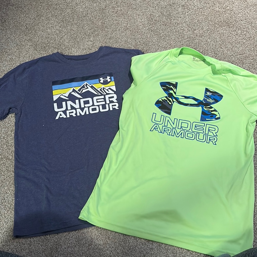 Bundle of two Youth Medium Under Armour T shirts